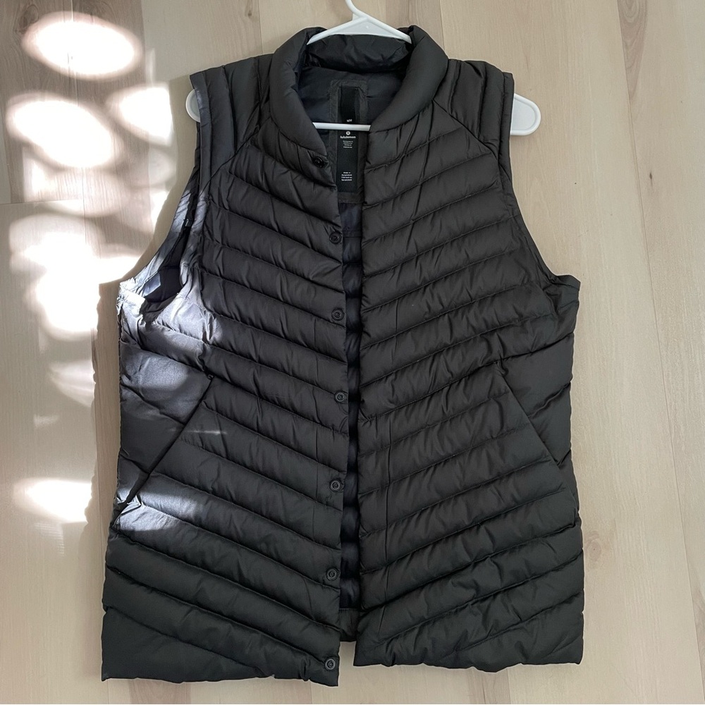 Lululemon goose down vest - Men’s M